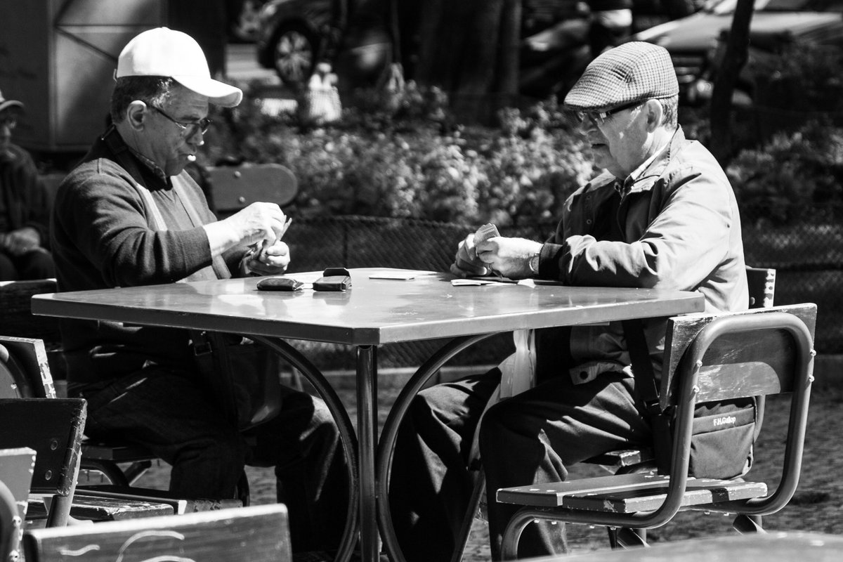antropomo's tweet photo. Playing a game in the park...
-
Spelletje spelen in het park...

 #blackandwhitephotography #portraitphotography #lissabon #portugal https://t.co/cj7YjdMMrT