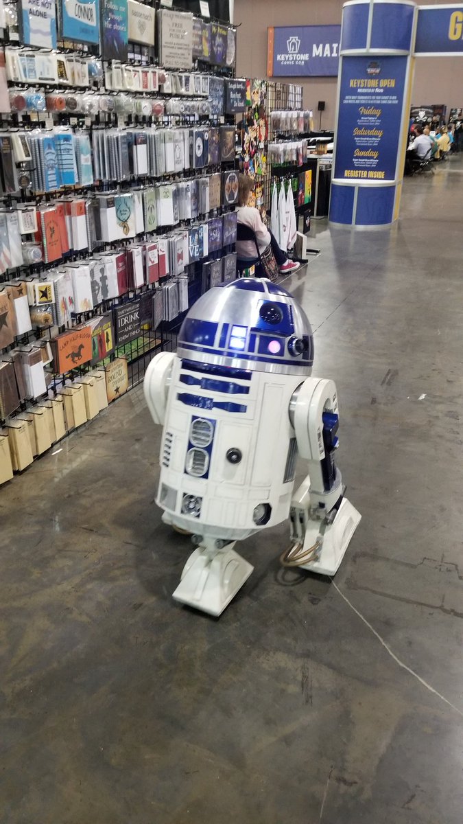 MyPhillyAlive's tweet photo. Today is last day for @KeystoneComiCon August 25 at @PAConvention Center opening at 10 am! Enjoy Cosplay, guest speakers, autographs, comics &amp; more!  https://t.co/DHzYSf3Dn6 #Philly #PhillyFun #ComicCon #PhillyComicCon #KeystoneComicCon #Cosplay https://t.co/1NZHpQCDmX
