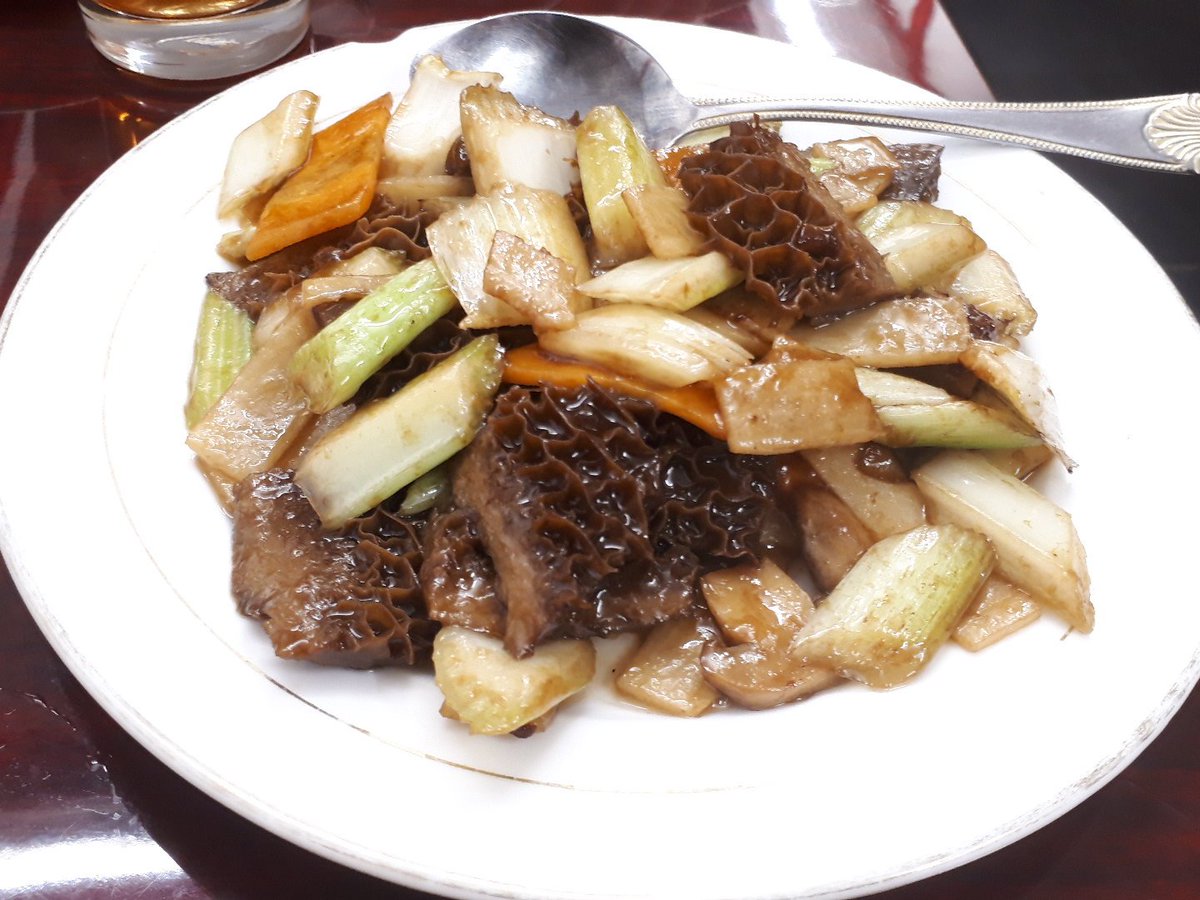 せいじん 東順永 新宿 食べ飲み放題コース3250円 前日に続き後半 外国人店員さんあるあるですがボリューム少なめを指定したのに普段と変わらずの量で来る 笑 今回のコーンスープもそう まあ食べれたから良しとしましょう 笑 新宿 中華料理 食べ