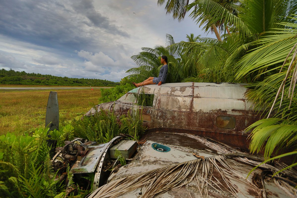 RichardSocher's tweet photo. Abandoned plane wreck on remote Palmyra Atoll (1000 miles south of Hawaii)
#neverstopeexploring
@atlasobscura https://t.co/RyZ4r62bfD