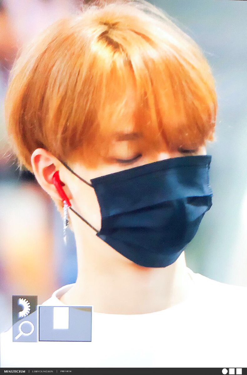 MINSTICISM_1225's tweet photo. 190825 HKG

안전 비행✈️✈️✈️✈️

#임영민 #영민 
#LIMYOUNGMIN #YOUNGMIN  
#에이비식스 #AB6IX https://t.co/eUDGYTGnm1