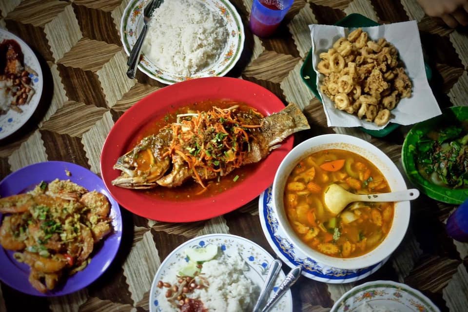 Medan ikan bakar sabak awor