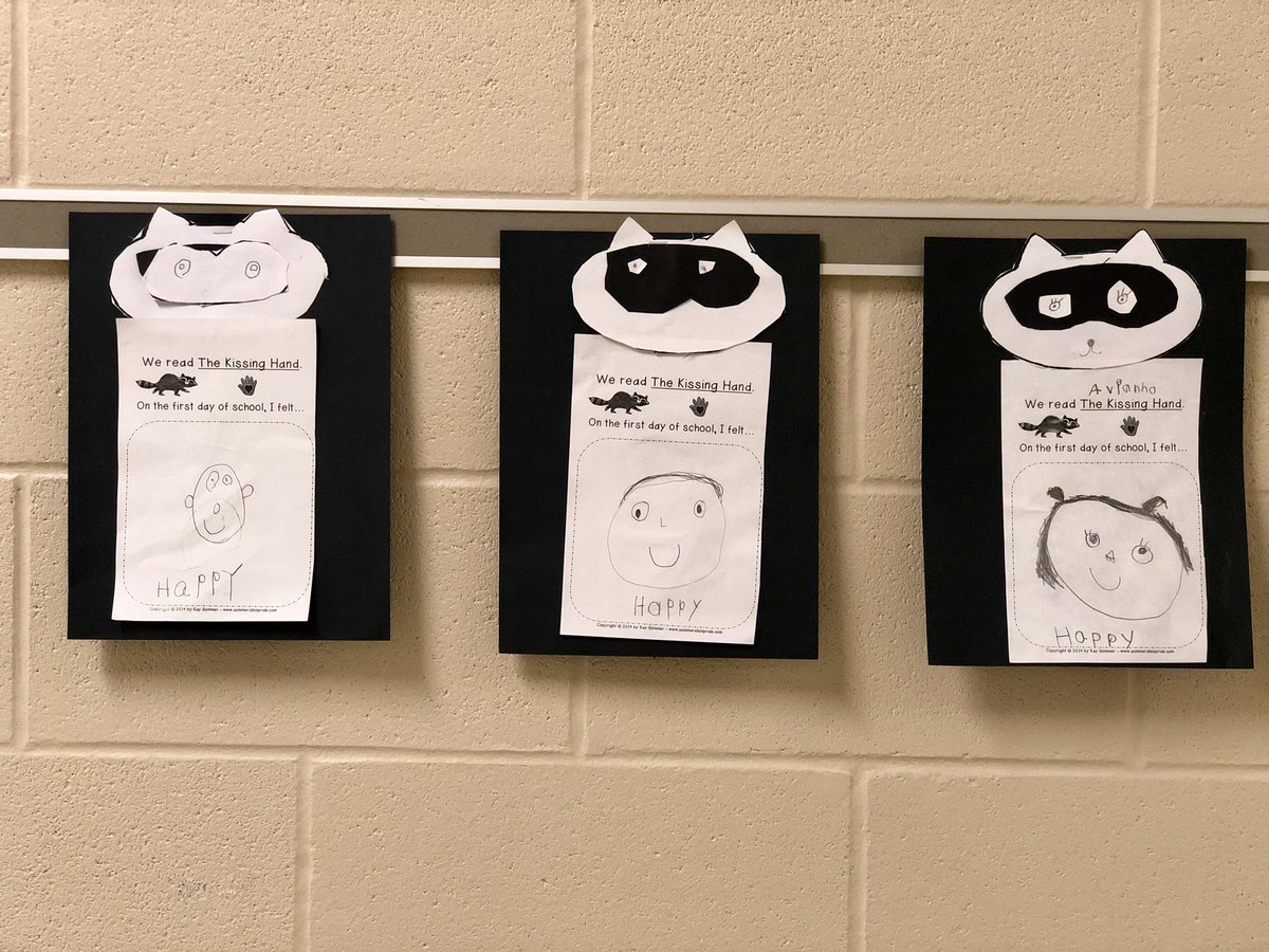 jpopinski's tweet photo. It was a great first week in @GTSchoemann’s first grade class! The Kissing Hand is one of my favorites, and I’m sure the students loved it! They are very lucky to have you as their teacher! 🧡🐻💜 #Knowguerrerothompson #Aisdproud #AisdElementary #SEL https://t.co/A3iw1WT8xK
