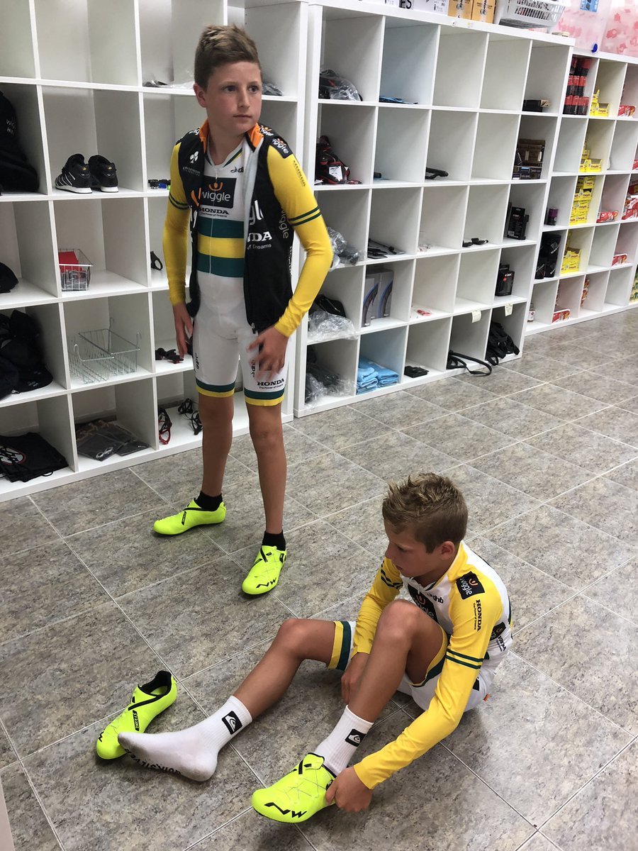 TheProsHub's tweet photo. Our small Ex-Pro team bikes &amp; kit are appealing to young stars of the future! The final @TheProsHub sale starts October 1st! All stock must go! K-one. K-zero. C64. C60. Concept. V2R. V1R. Wheels, groups, power metres, helmets, shoes, kit &amp; more....  #FinalClearanceSale https://t.co/XZQs7aAeaz