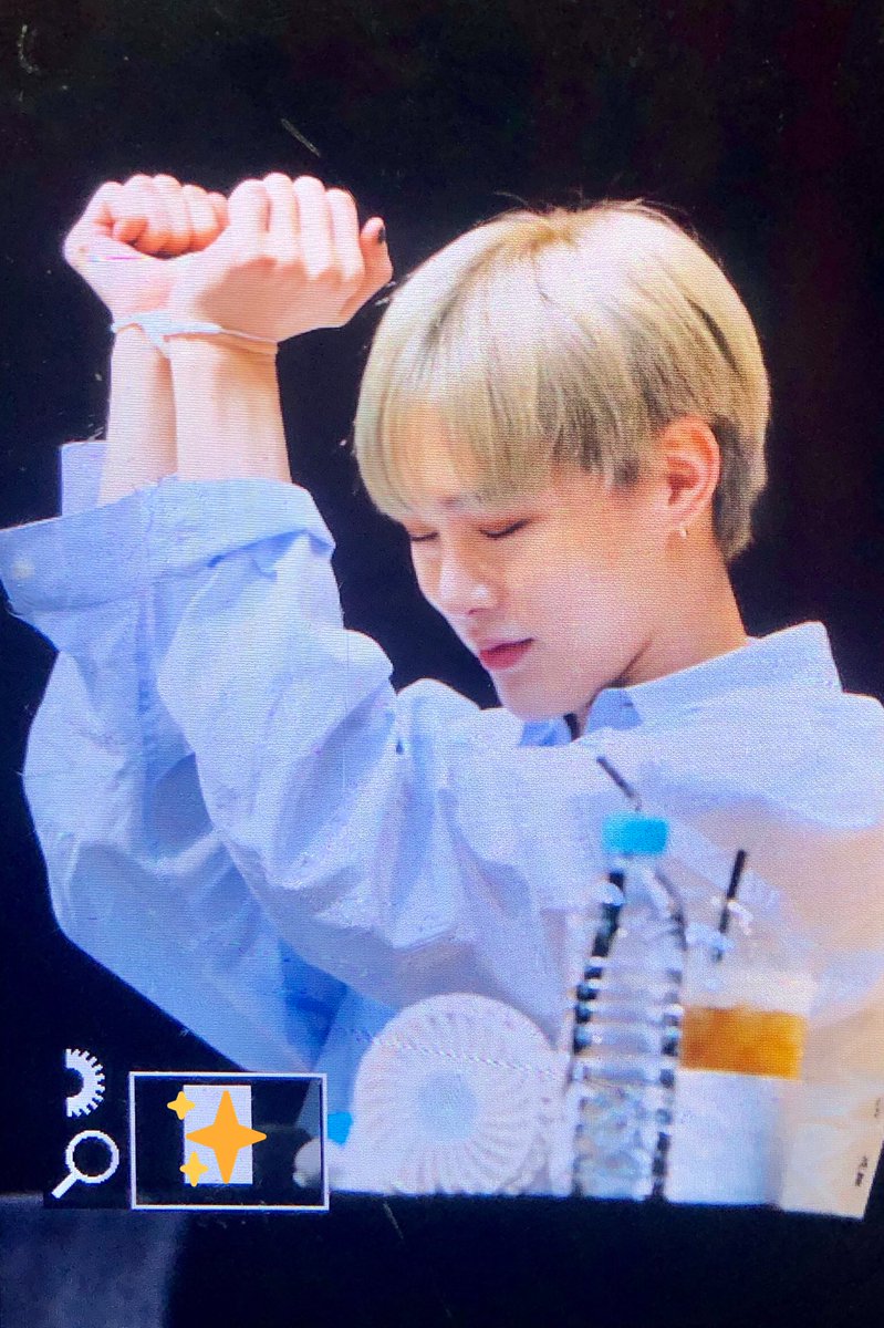 SHINEINBLACK_'s tweet photo. 190825 #권현빈 #비니 #VIINI https://t.co/jXKCzf8Jua