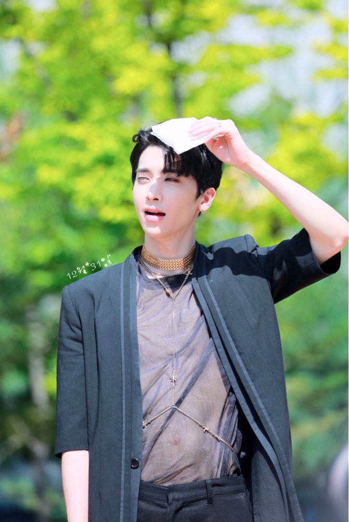 helloagain_5's tweet photo. 190825💛

#업텐션 #UP10TION #샤오 #XIAO #이동열 #The_Moment_of_Illusion #Your_Gravity @UP10TION https://t.co/ieIU7PeBJ3