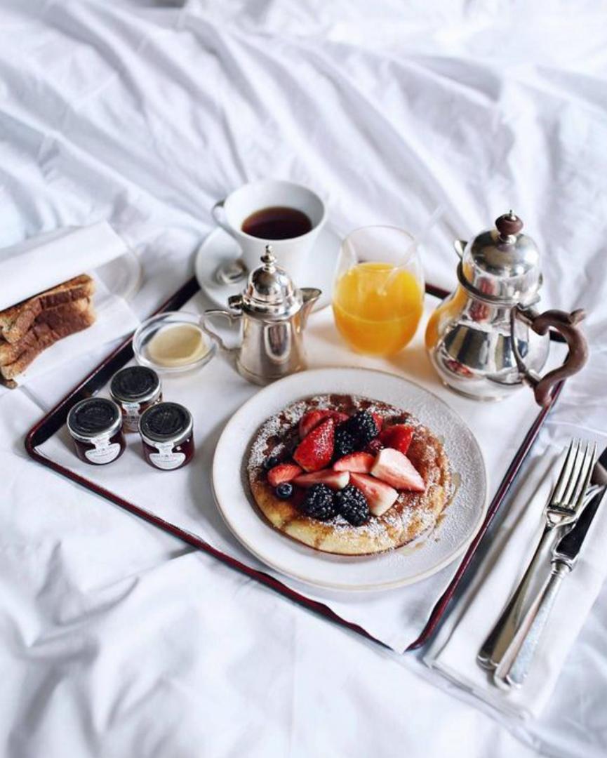 Hilton Tampa Dwntwn (@hiltontd) on Twitter photo The best way to start your morning? In bed with pancakes, of course. 🥞☀ Room service to the rescue! #BreakfastInBed #HiltonLiving <a href="/HiltonHotels/">Hilton Hotels</a> The best way to start your morning? In bed with pancakes, of course. 🥞☀ Room service to the rescue! #BreakfastInBed #HiltonLiving <a href="/HiltonHotels/">Hilton Hotels</a>