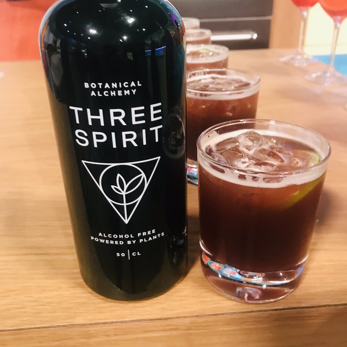 SundayBrunchC4's tweet image. It’s #DrinkyPoos time!! #CheersTimCheersSimon