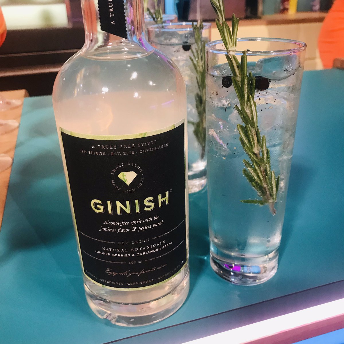 SundayBrunchC4's tweet image. It’s #DrinkyPoos time!! #CheersTimCheersSimon