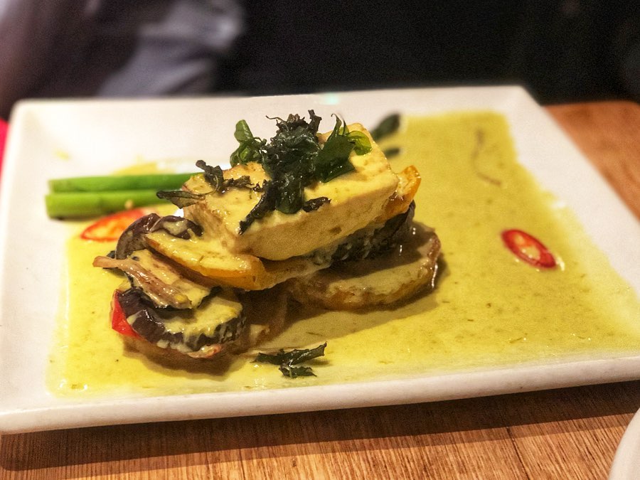 ChamporChampor's tweet photo. Flavours that intertwine, we're all about bringing our #ThaiMalay culture and cuisine to #London!
#ShadowOfTheShard https://t.co/VGQHCfXjOo