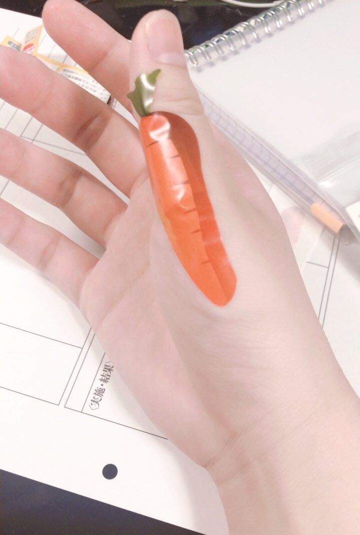 んもたち メンヘラなので切ってしまいました 眉毛剃る安全なやつ