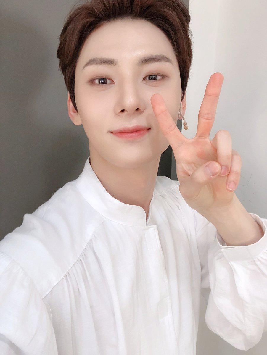 뉴이스트(NU’EST) tweet media
