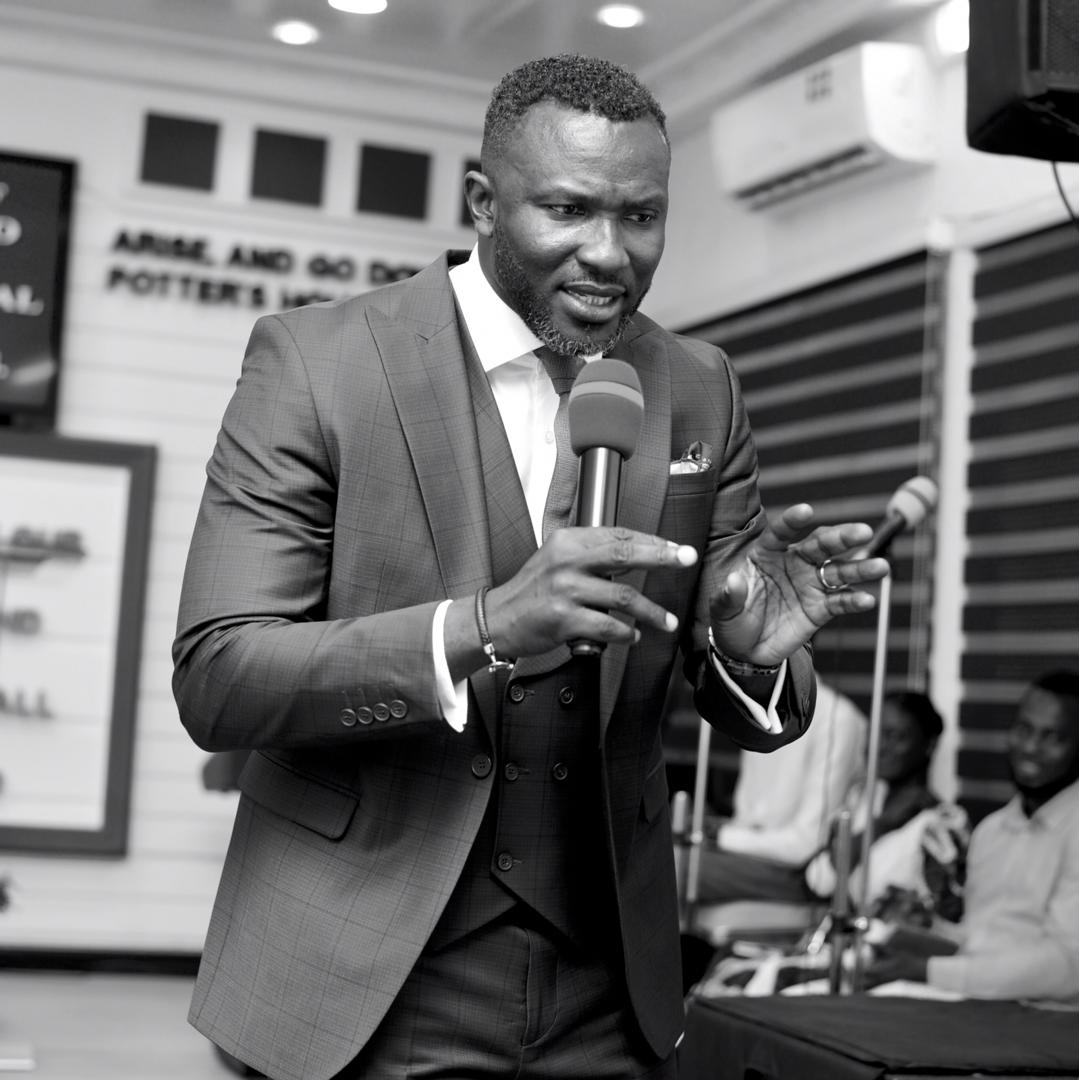 PF_chapel's tweet photo. There is a lot of work that needs to be done in the Kingdom. God expects us to answer His call before we run after our own blessings.
#ThePottersWord #ProphetAlexArmstrong #DominionService
#TGX #PFC https://t.co/VqFqb2rHgH