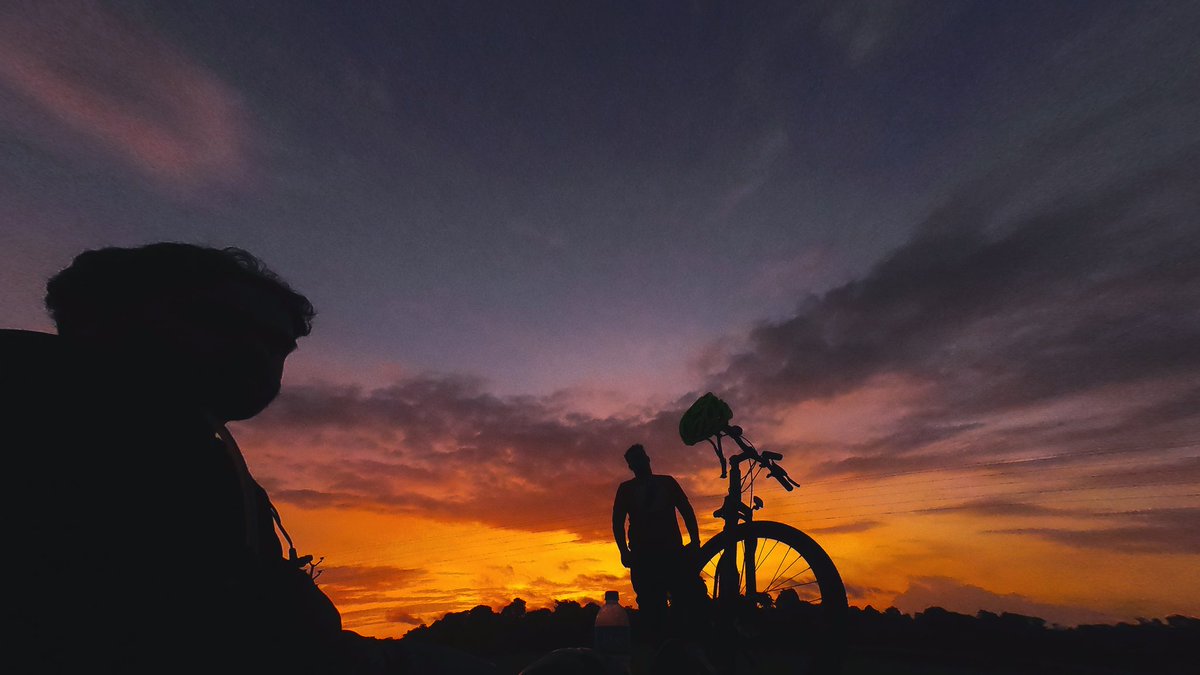Chasing dreams and amazing sunsets!
📸 <a href="/GoPro/">GoPro</a> / <a href="/goproin/">GoPro India</a> HERO7 Black
#GoProIndia