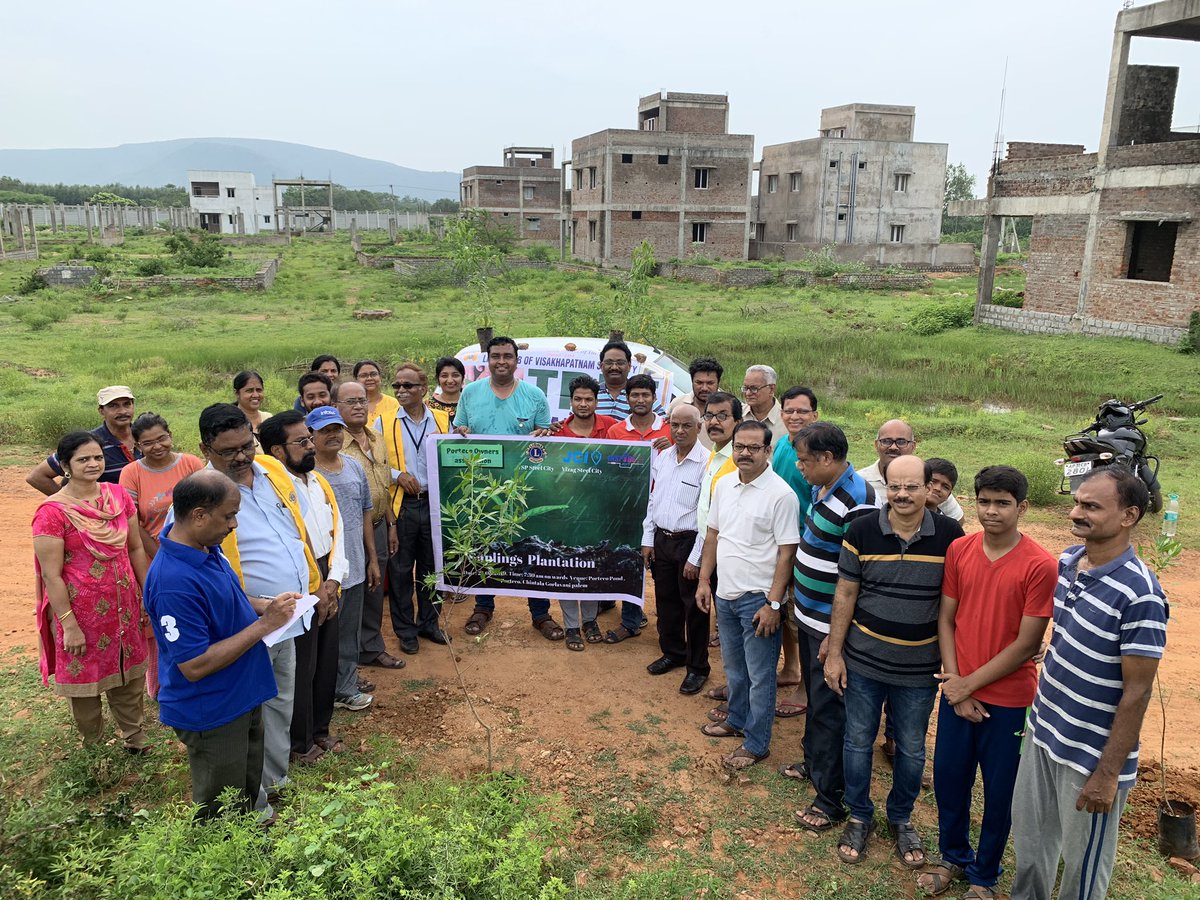 JciSteel's tweet photo. #JCIVizagSteelCity in Association with #LionsClubVSPSteelCity and #PortecoHouseownersAssociation organised 100 Saplings plantation in Porteco. #Vizag #Visakhapatnam #Ukkunagaram #JCI #JCIIndia #RegionEZoneIVJciIndia https://t.co/xBJwxC2OZR