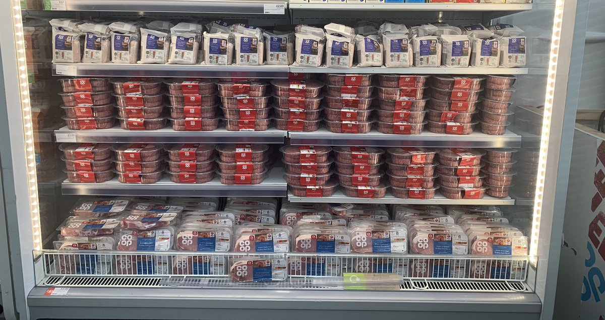 BeardedTrev's tweet photo. Last day trading at Leeds festival and @rachxxbladexx and her incredible night team have pulled it out of the bag again! 

#dreamteam #teamleeds #itswhatwedo #beingcoop @Martin4Steff @coopukcolleague @alasdair_fowle https://t.co/dAwAT7BvPl