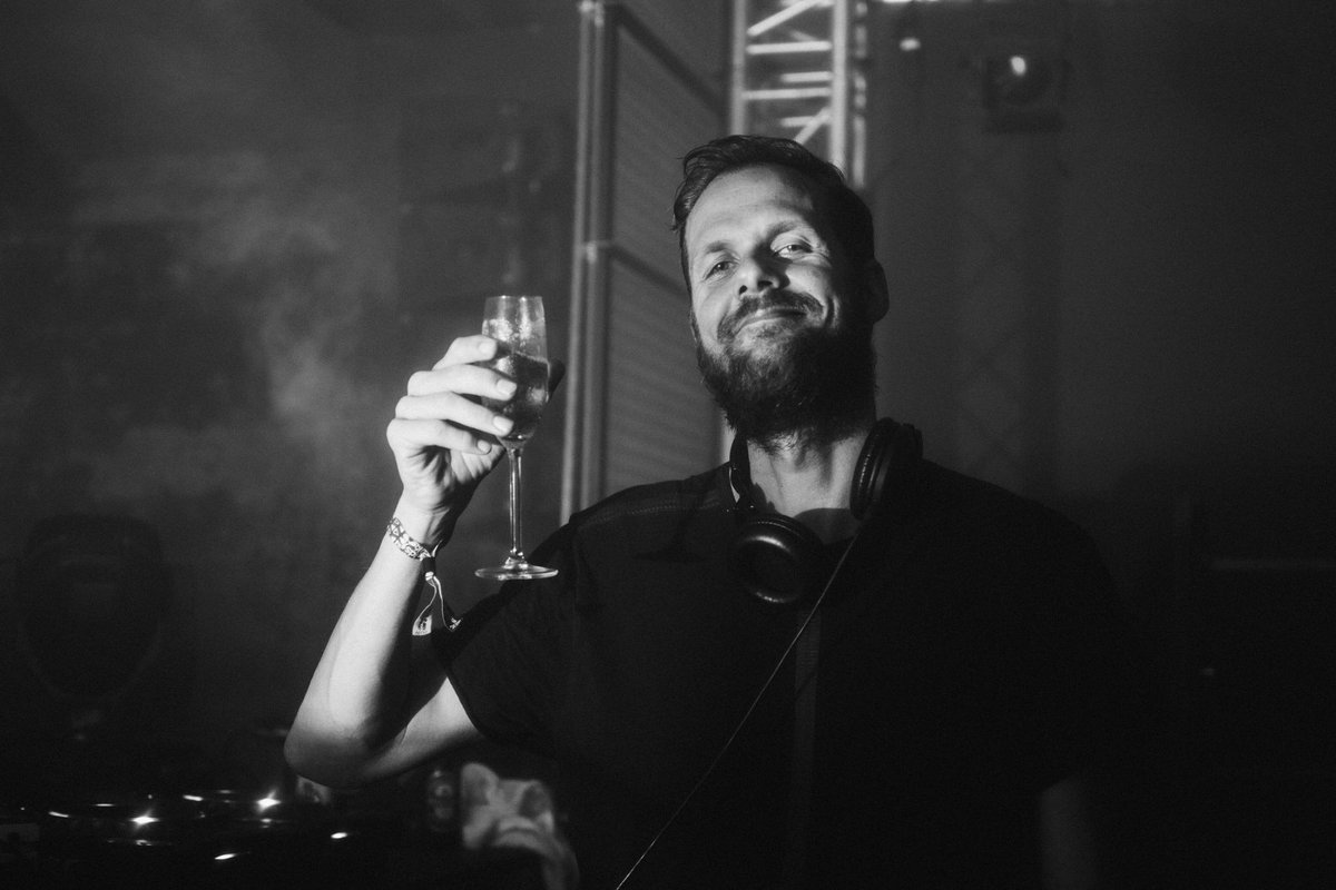 shindiguk's tweet photo. Here’s to the Bank Holiday Weekend. 🥂
We do love a good Bank Holiday as much as we like throwing parties on them...who remembers our Drumcode special with Adam Beyer back in 2016 at W34? #TechnoThrowback https://t.co/ZNsY0uDp9G