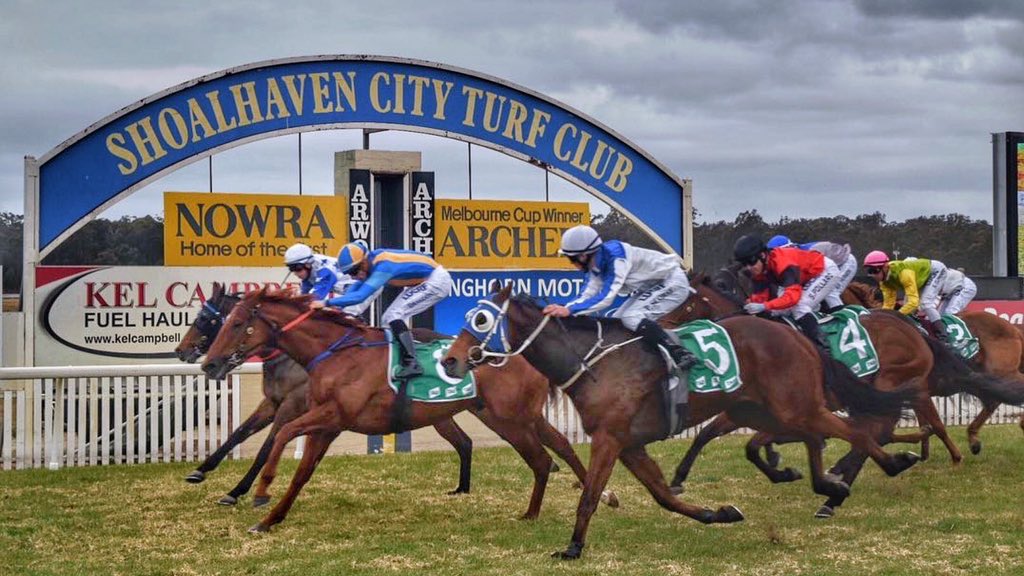 SwettenhamStud's tweet photo. 💥💥WEEKEND REVIEW💥💥
#ASSERTIVEAPPROACH with another stakes win for #AKEEDMOFEED @HawkesRacing

#SASSYSALITAGE remains undefeated for #TORONADO &amp; @GregEurell

#TWILIGHTSUN wins on debut for @BBakerRacing &amp; #AKEEDMOFEED

#MISSHOWLONG breaks her maiden - new winner for #TORONADO https://t.co/ae2gvlPEe3