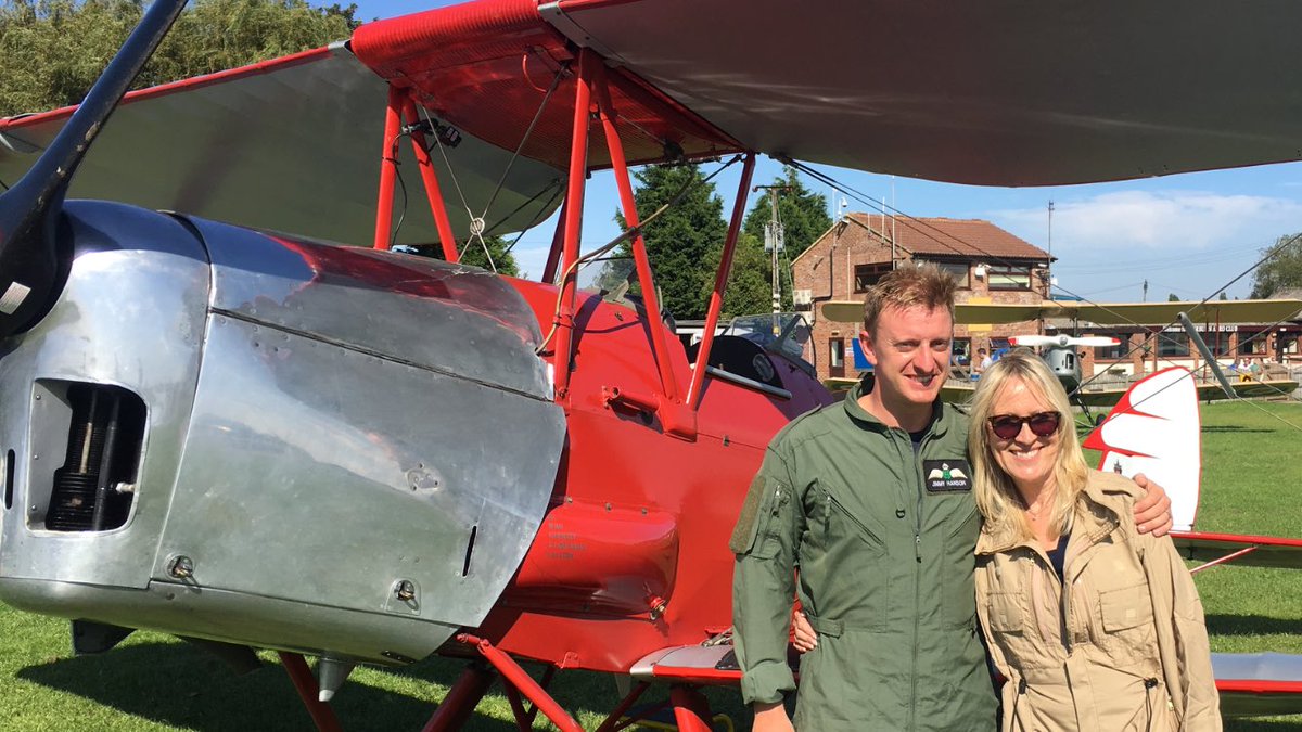 TigerMoth_RAFBF's tweet photo. Another happy flyer yesterday. Come and join the fun at https://t.co/YZcQfRNbu7 https://t.co/3pP2D5OYPN