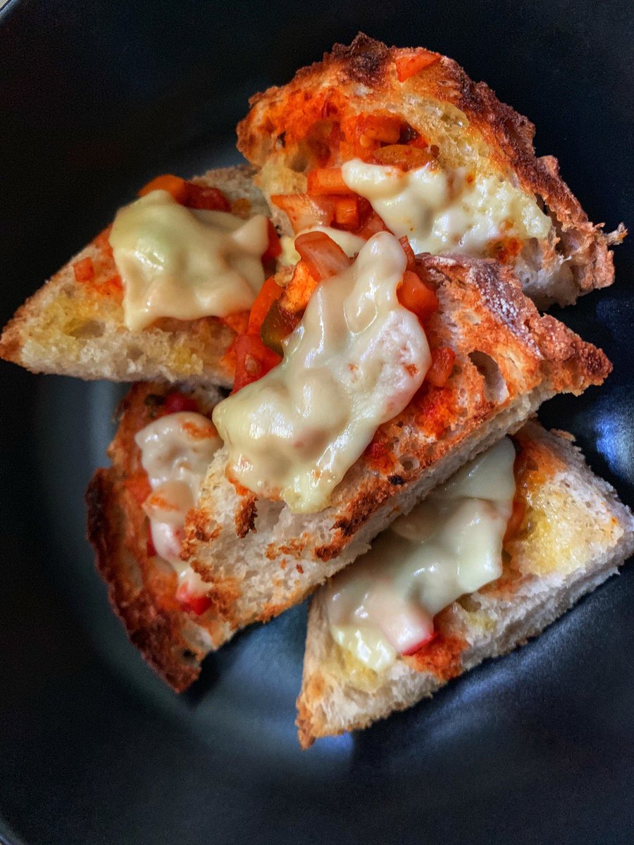 kitchnwtchngirl's tweet photo. Mini Toast Bites ๐๐
๐ง
#smallbites #Tasty #Delicious #MouthWatering #foodie #SmallBites #appetizers #food #foodstagram #eeeeeats #tapas #instafood #Yummy #feedfeed #cheflife #amusebouche #Foodie #snack #foodporn #delicious #londonbites #londoneats #londonfoodie #londonfood https://t.co/aA6dix0O1n