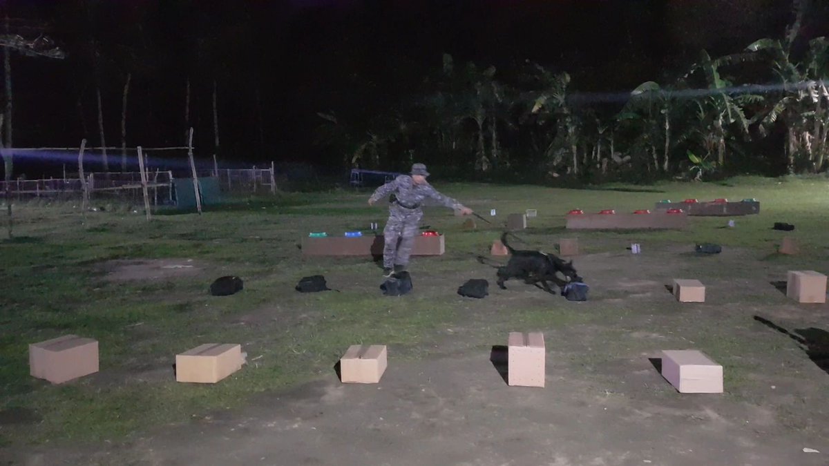 docgnikgnok's tweet image. Good job Coast Guard Working Dog &quot;Idinah&quot;

#coasties #k9 #explosivedetectiondog