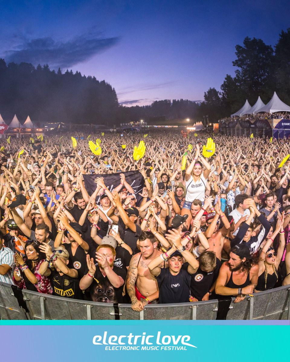 ElectricLoveAUT's tweet image. Where is the Austrian harddance army? Let us know in the comments! 🚀
#ELF20 #TakeUsBack