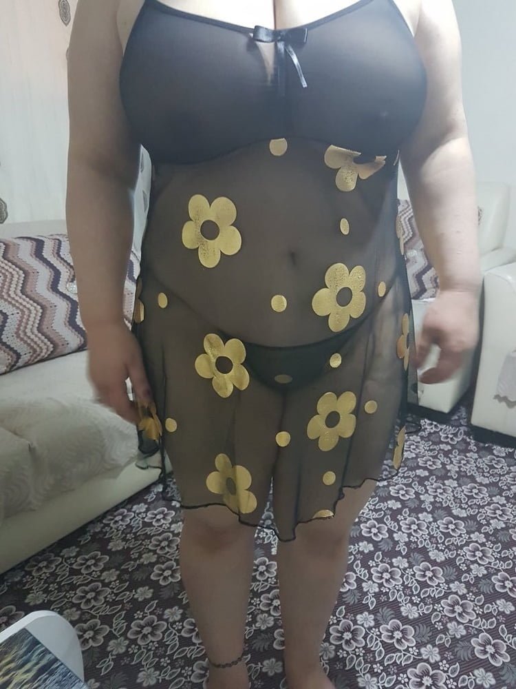 رتويت واكتب تم
وهدخلك جروب دياثه
شرط تكون ديوث
وهقبل عدد واحد فحل
وواحده عمه