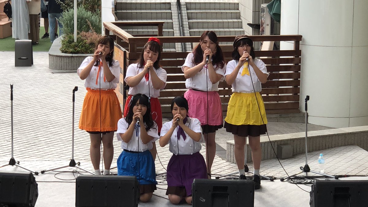 SIN_SAWAGIYA's tweet photo. ビター☆ショートケーキ

VPのビートが心地いいのと、これで踊れるのが凄いね…。VPやりながらのアイドル振りはむずい。

#金沢アカペラタウン2019
#KAT2019 https://t.co/wsL7qwuAvl