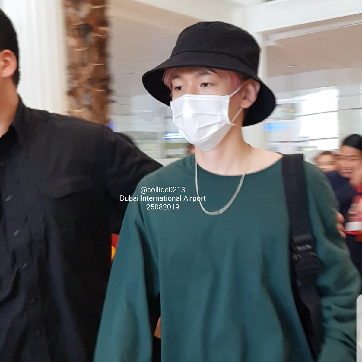 collide0213's tweet photo. 250819 EXO Baekhyun and Kai at Dubai International Airport..  fresh from Exoplanet 5 in Manila.. 
#KAI #BAEKHYUHN #EXO #CHANYEOL #SUHO #SEHUN #XIUMIN #KYUNGSOO #CHEN #LAY #EXOLsUAE #EXOINDUBAI https://t.co/tUzMS3sMrZ