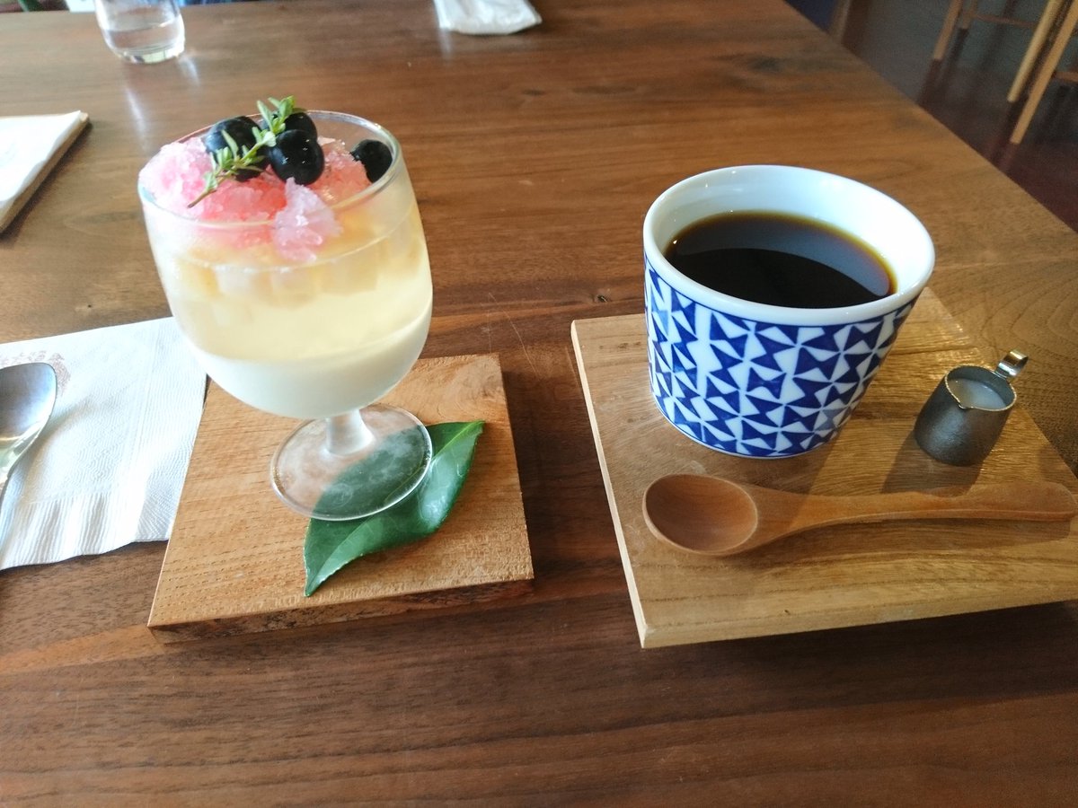 yupi0350's tweet photo. 色々あって凹んだ時は
行きたくなるお店
今日はお店のお兄さんが饒舌で
これまた楽しかった😁
美味しくて美しくて
すごく癒されるお店です。
子供は来ないでほしい(希望)
良さがわからんだろうから(理由)
#numar https://t.co/XRgiop4wHw