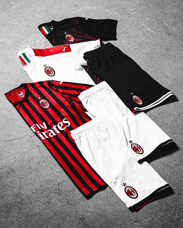 The complete set of 2019/20 Rossoneri kits 🔴⚪⚫ Will AC Milan be in the top 3️⃣ this season? 🤔
--
#pumafootball #acmilan #rossoneri #unisportlife ift.tt/2U1xQ9v