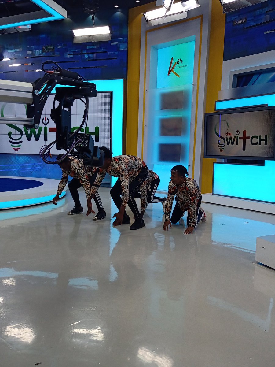 .<a href="/McHeadboy/">MC HEADBOY</a> dance crew <a href="/THESWITCHK24/">#TheSwitchk24</a> <a href="/K24Tv/">K24 TV</a> #theswitch