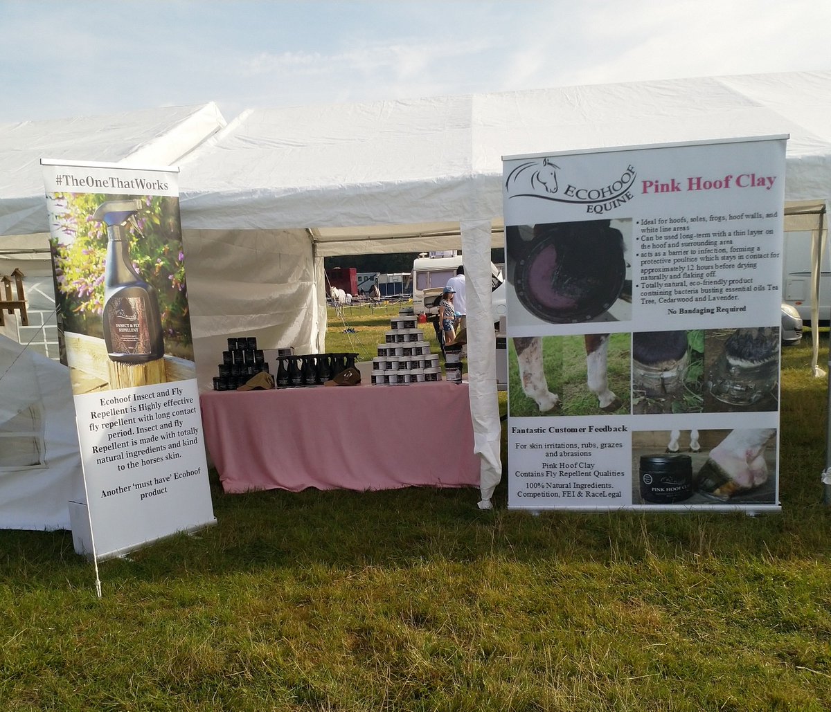 Ecohoof's tweet photo. Another beautiful morning #InterCounties2019 #MGAGB Pink Hoof Clay #MagicInAPot, Insect and Fly Repellent #TheOneThatWorks, Ideal for every tack box https://t.co/a9uHZzlqaB
