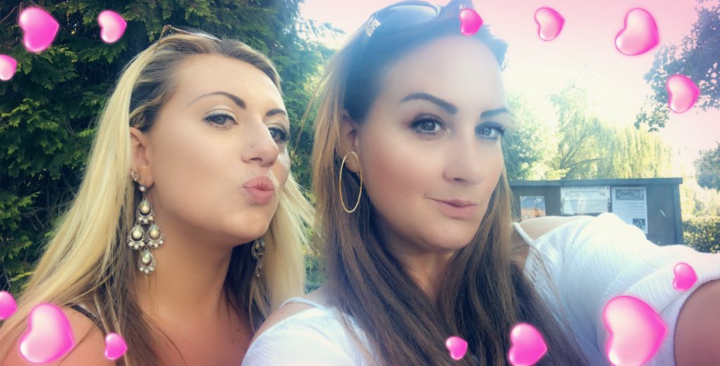 Party ready <a href="/louise_price89/">Louise Price</a> <a href="/BigFatDanStacey/">Dan Stacey</a> #party #cake #5thbirthday