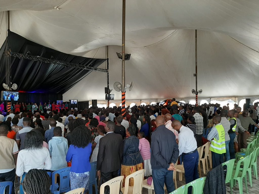 COTChurchHQ's tweet photo. Love is the identity and mark of Christianity ~ @pstjimmy #TransformSummit2019 @Dodzweit @pmachero https://t.co/F36RWqnRD9