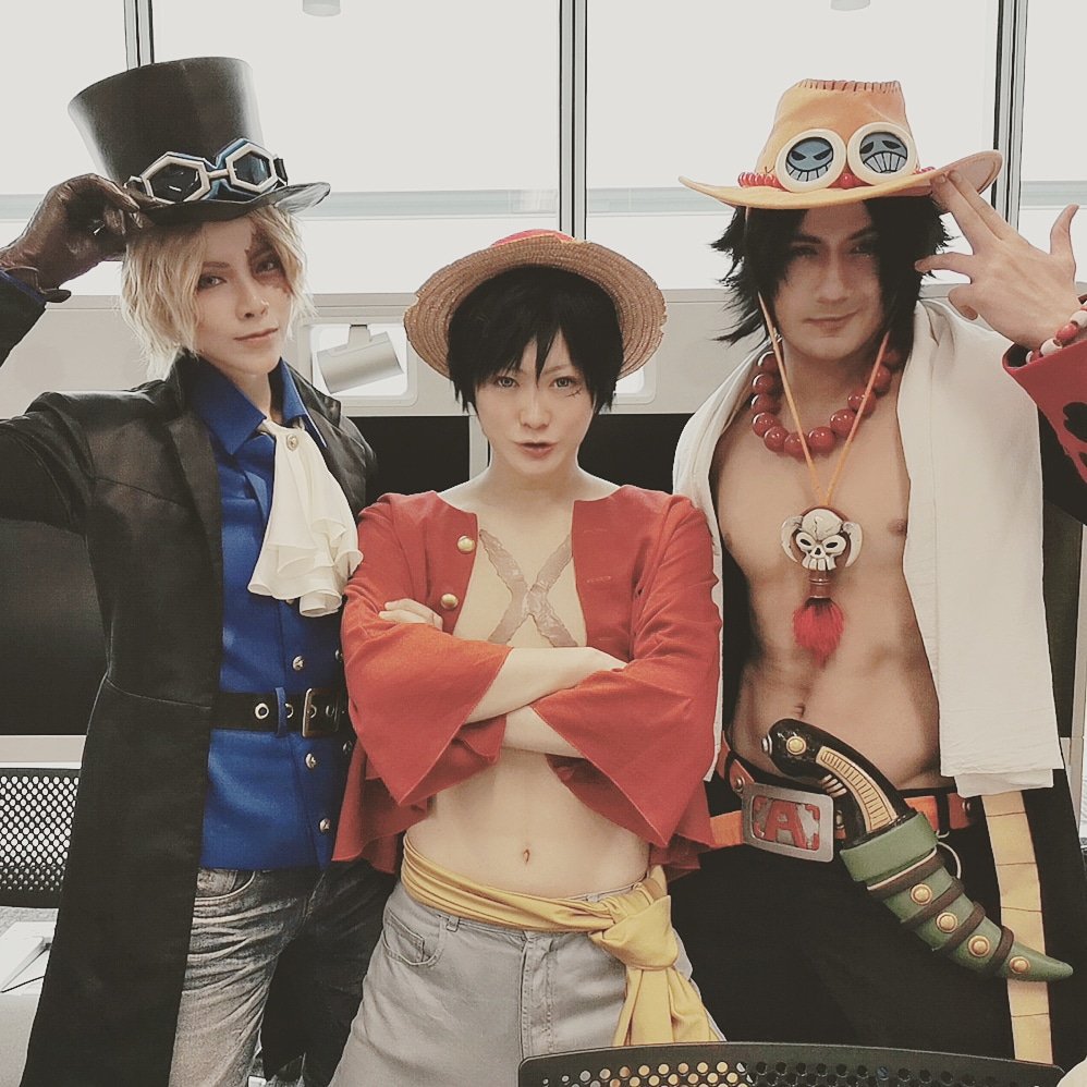 Yuegene Fay One Piece Ace Williamas Sabo Yuegene Fay Luffy Harucon Oplv Three Brothers Asl Onepiece Onepiececosplay Onepiecethaniversary Opcosplayking T Co Phlmehuflg