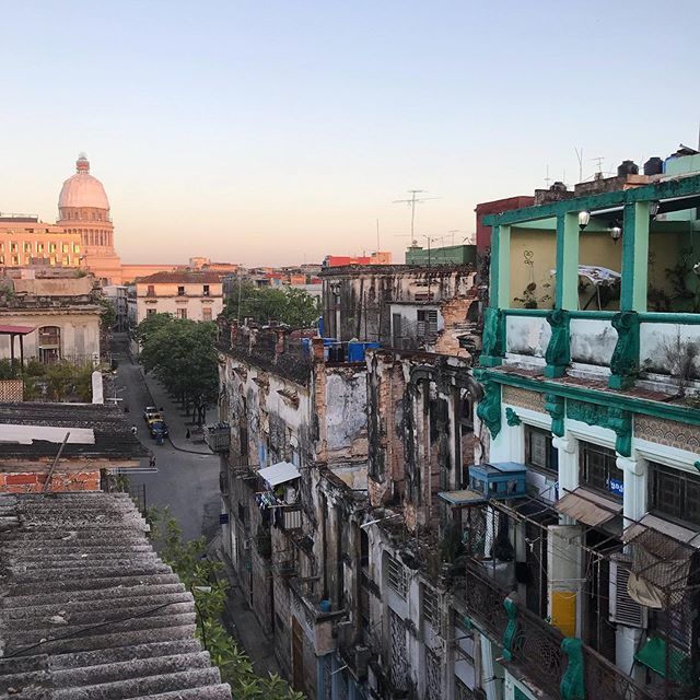 ~HAVANA~  2 weeks ago we left Havana, love for this beautiful city  #havana #havanavieja #cuba #travelcuba #elcapitolio #streetsofhavana #travel #instatravel #rooftopview #leukeadresjes ift.tt/2Zqc5p1