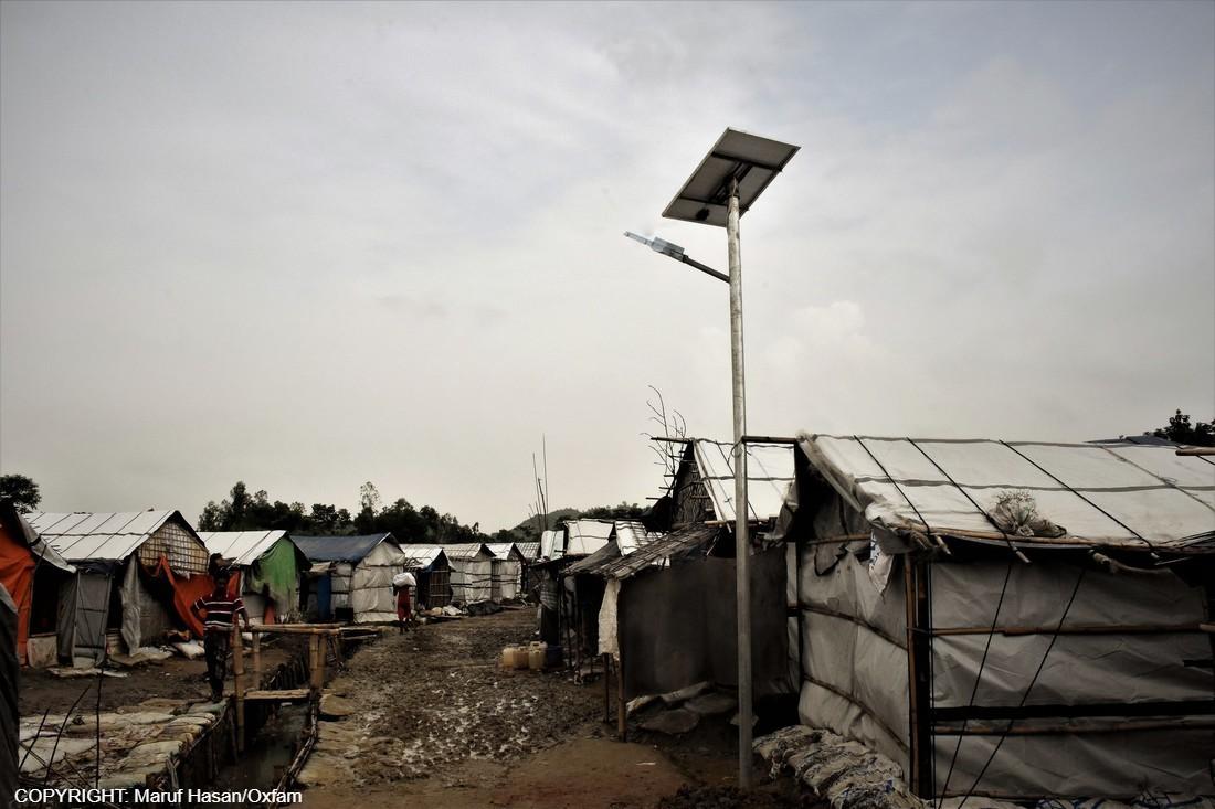 In the world's largest refugee camp in #Bangladesh, Oxfam has provided solar lamps to 20,000 #Rohingya families, designed solar powered water networks &amp; a waste management plant to manage the human waste of 150,000 people - making it the largest ever constructed in a refugee camp