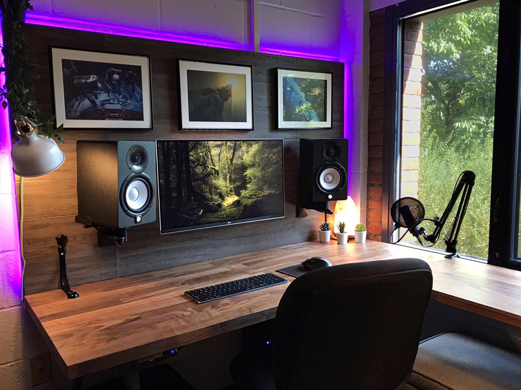 lucas_talbert's tweet photo. I think I made 89 square feet work https://t.co/xVNbg3hjMV