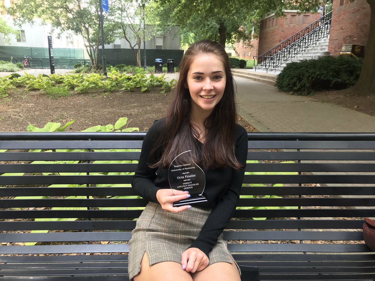LS4G4N6's tweet photo. We came to Kentucky to learn and have fun and we’re leaving with an octafinalist (top 16) in Lincoln Douglas Debate! #ls4g #gogators #dreamdaredo #girlswhodebate https://t.co/M69zvsbCRt