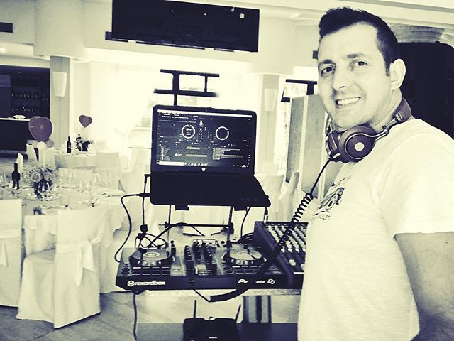 ciprianiosub80's tweet photo. #CYP 🔊🔊🔊 📲 #deejay #dj #music #party #djs #djlife #housemusic #techno #edm #hiphop #pioneerdj #dance #house #club #nightlife #deephouse #djset #djing #vinyl #djlifestyle #pasystem #musica #producer #pioneer #summer #tagsforlikes #techhouse #likeforfo… https://t.co/Pr5kvEii7t https://t.co/4PvGN0au2B