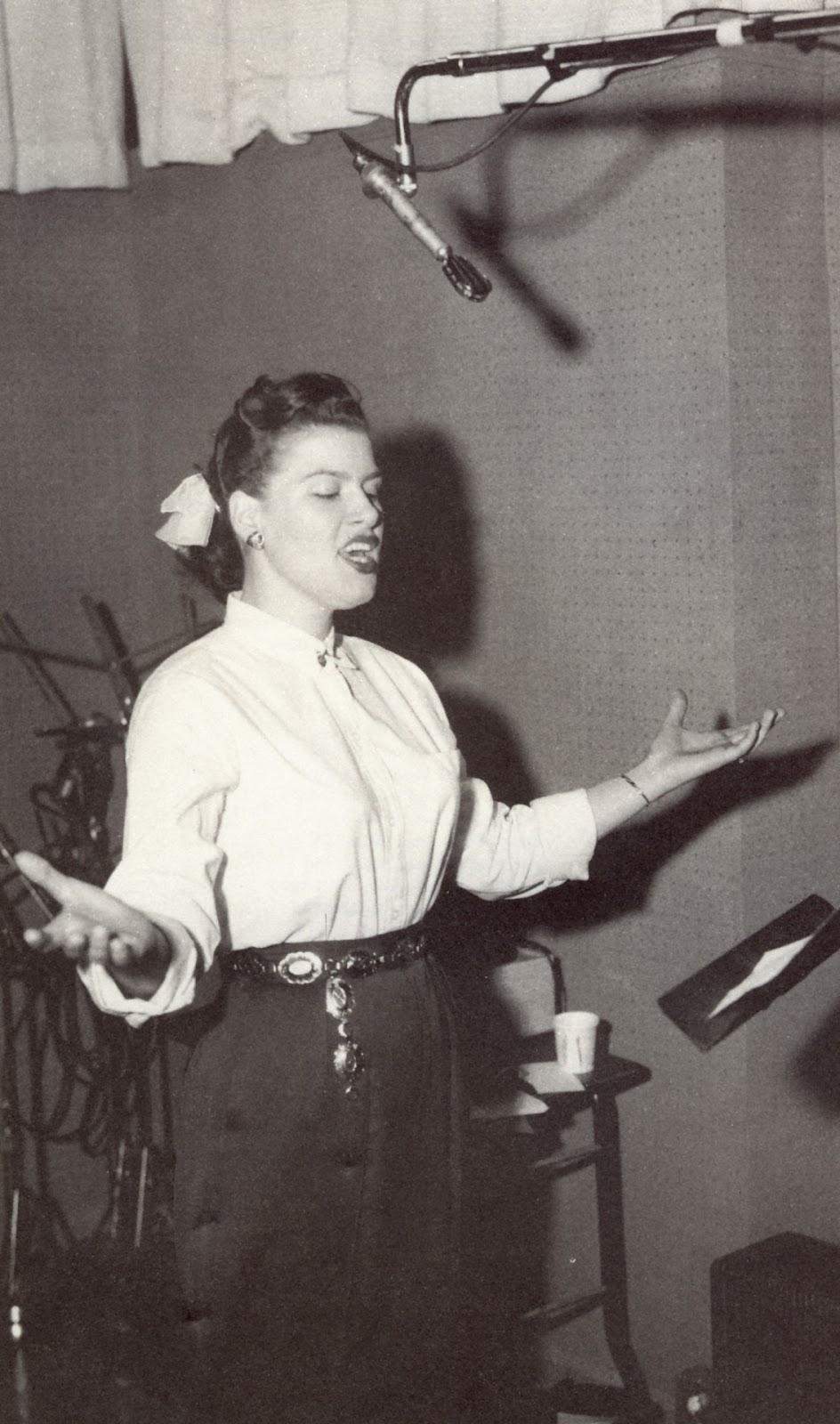 Happy Birthday to the one-and-only Patsy Cline, in 1932!  