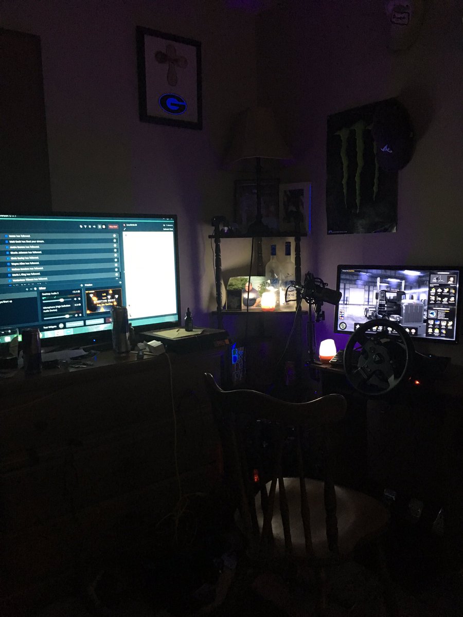 And we are live. This a the setup. It’s a little cluttered as you can see but oh well. Follow me on Facebook and watch me live stream! At AvgJoeGaming #RedBull #thrustmaster #americantrucksimulator #streamlabs
