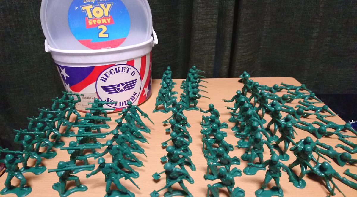 前から欲しいと思ってた グリーンアーミーメン (バケットオブ