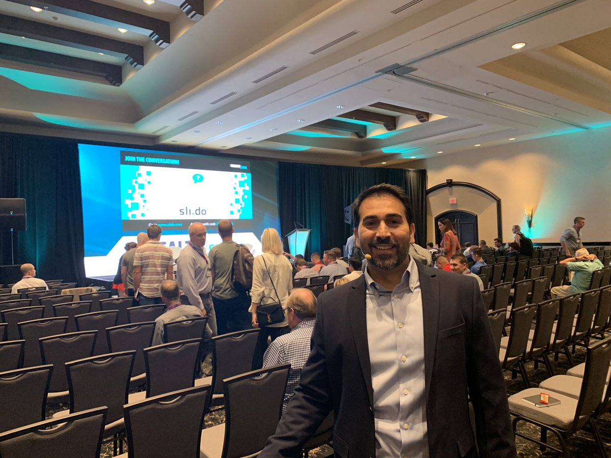 Here we go!! @wealthstackconf <a href="/AlexChalekian/">Alex Chalekian</a>