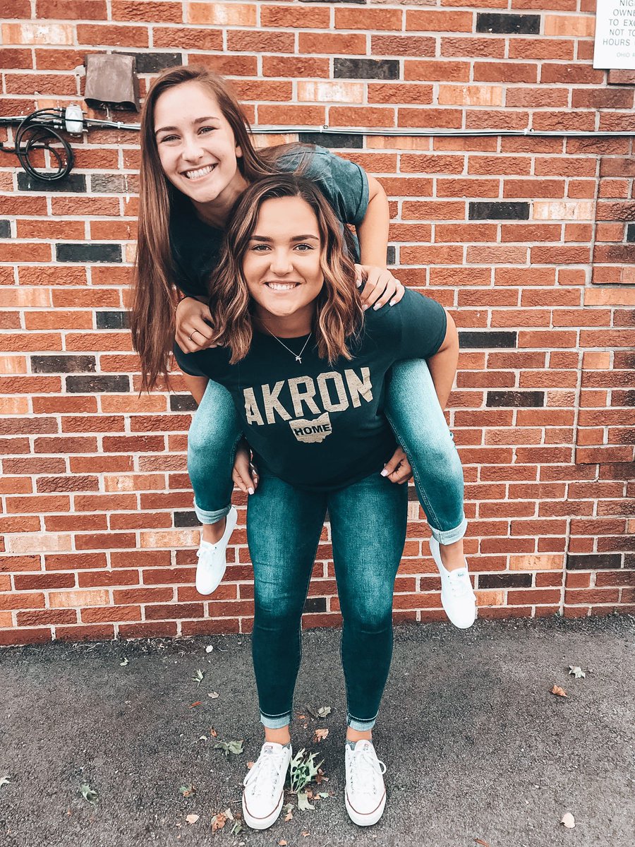 Akron Alpha Phi tweet media
