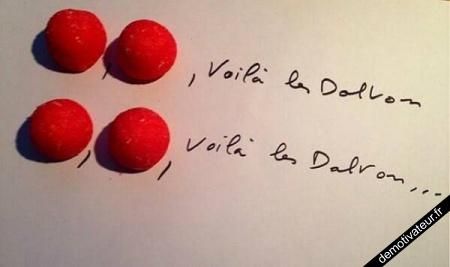 Damian On Twitter Si Tu Tagues En Rouge Les Murs D Une Usine Haribo Ca Donne Une Fresque Tagada