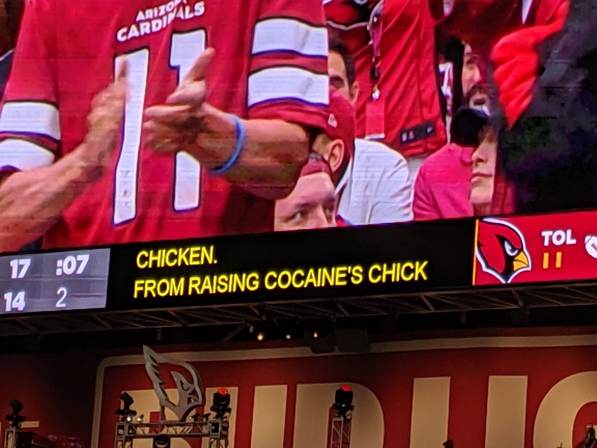 So this is what sponsorships have come to. #beredseered #whenspellingcounts  <a href="/AZCardinals/">Arizona Cardinals</a>