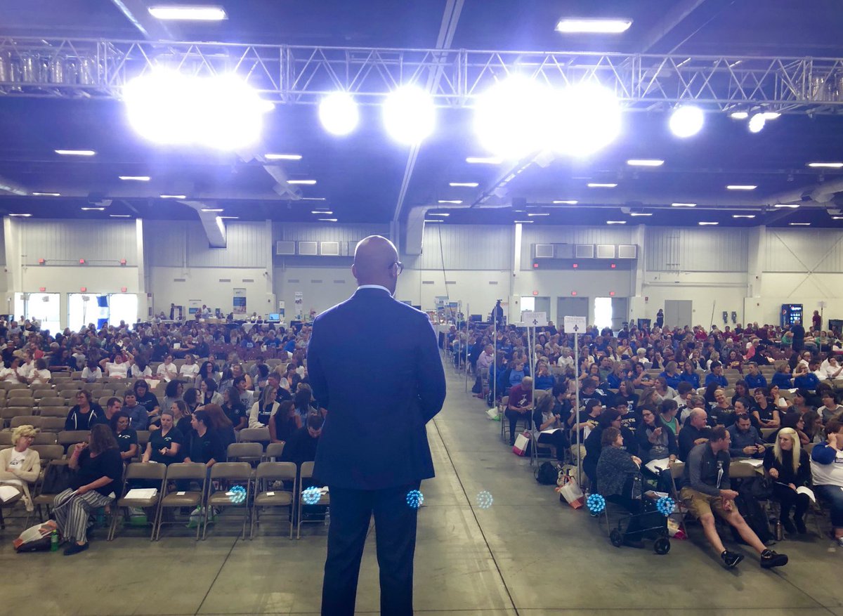 DonyallD's tweet photo. I am forever on a stage, but if it’s going to help children, sign me up ✒️. #educationalepiphany https://t.co/X5ponjjczb