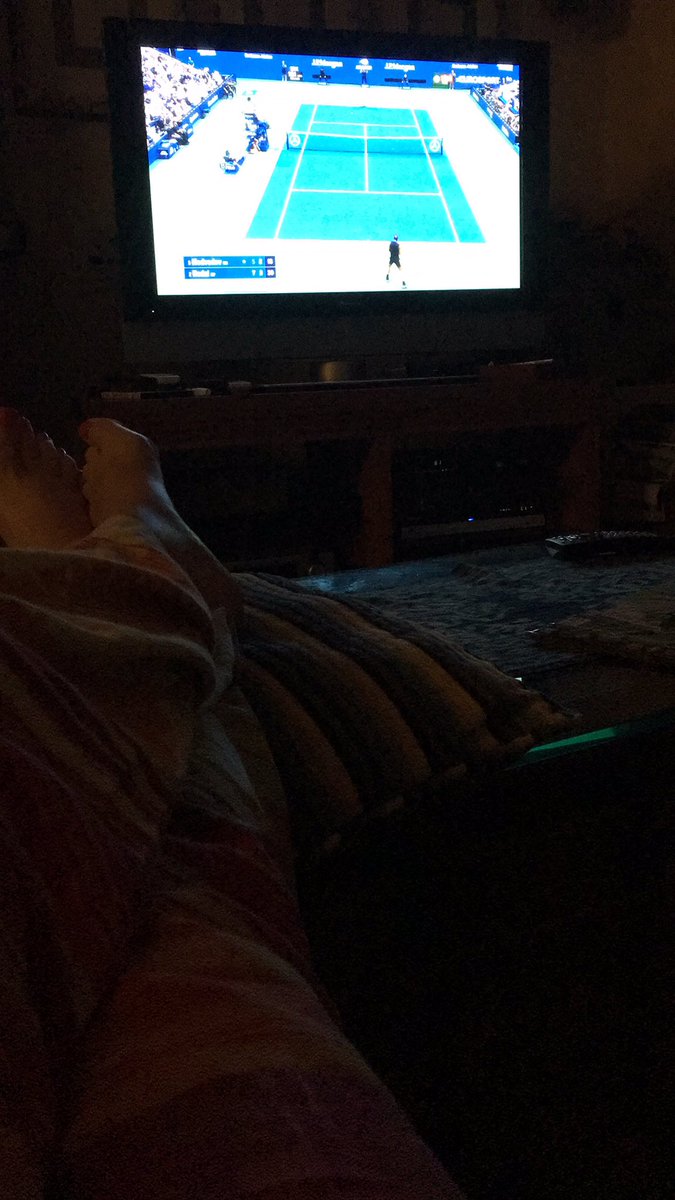 NaiFresh4's tweet photo. @AlexCorretja74 viendo la final..... genial! https://t.co/xttRMlBF7k